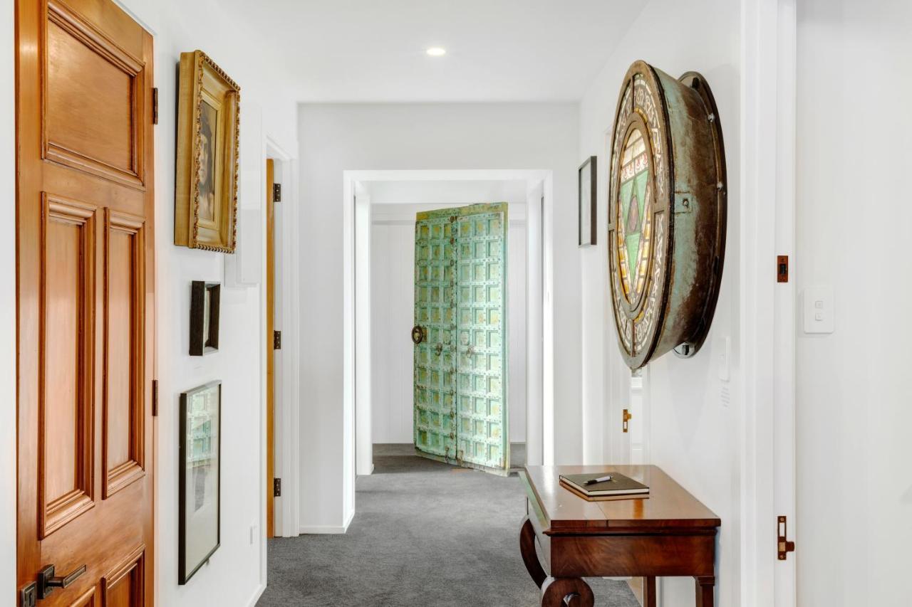 Modern Charm Villa Dunedin Bagian luar foto