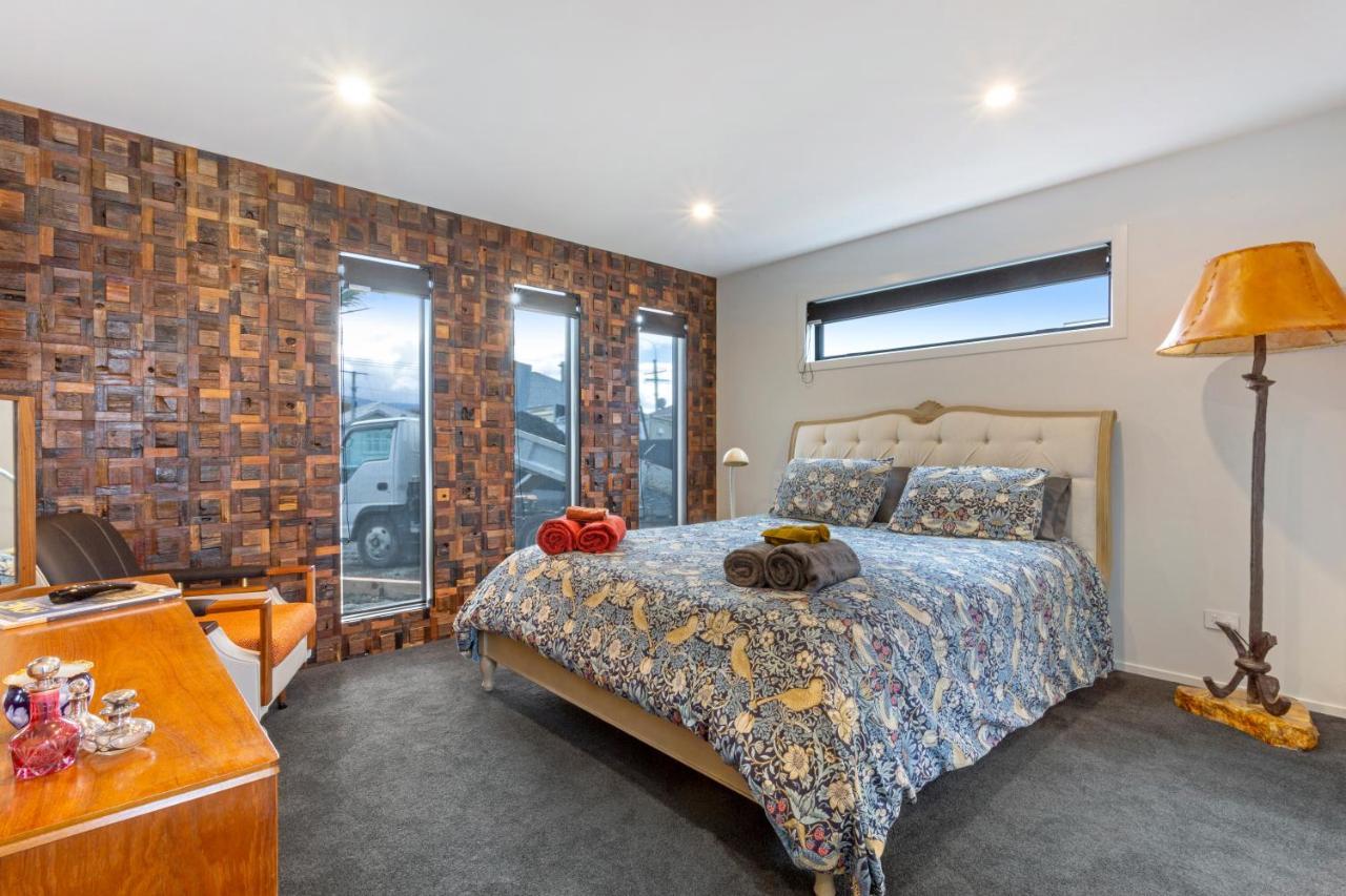 Modern Charm Villa Dunedin Bagian luar foto